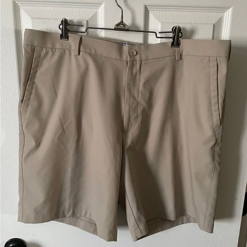 Peter Millar Men's Flat Front Wicking Golf Shorts Size 40